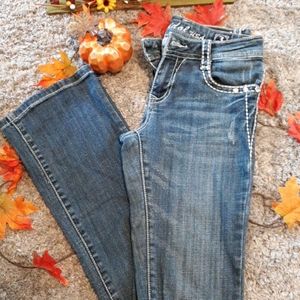 LA Idol Jean's